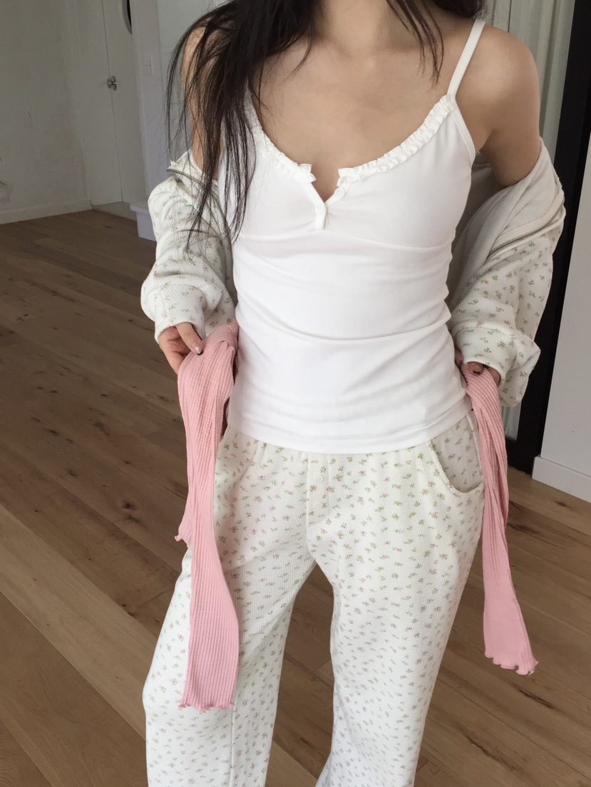 LOVE MOMENT東大門實拍女士新款職業人氣吊帶背心荷葉邊LOVE MOMENT吊帶/背心