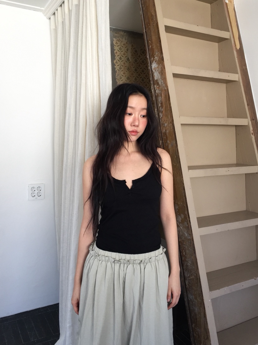 LOVE MOMENT東大門實拍女士新款職業人氣吊帶背心荷葉邊LOVE MOMENT吊帶/背心