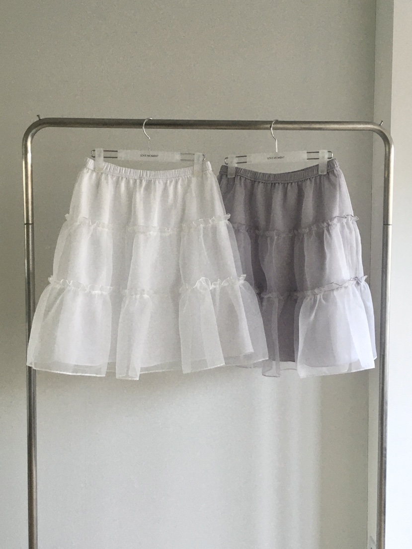 LOVE MOMENT東大門直郵女裝新款真品人氣半身裙中短裙緞面LOVE MOMENT半身裙/中短裙