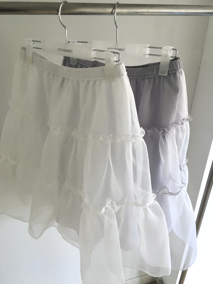 LOVE MOMENT東大門直郵女裝新款真品人氣半身裙中短裙緞面LOVE MOMENT半身裙/中短裙