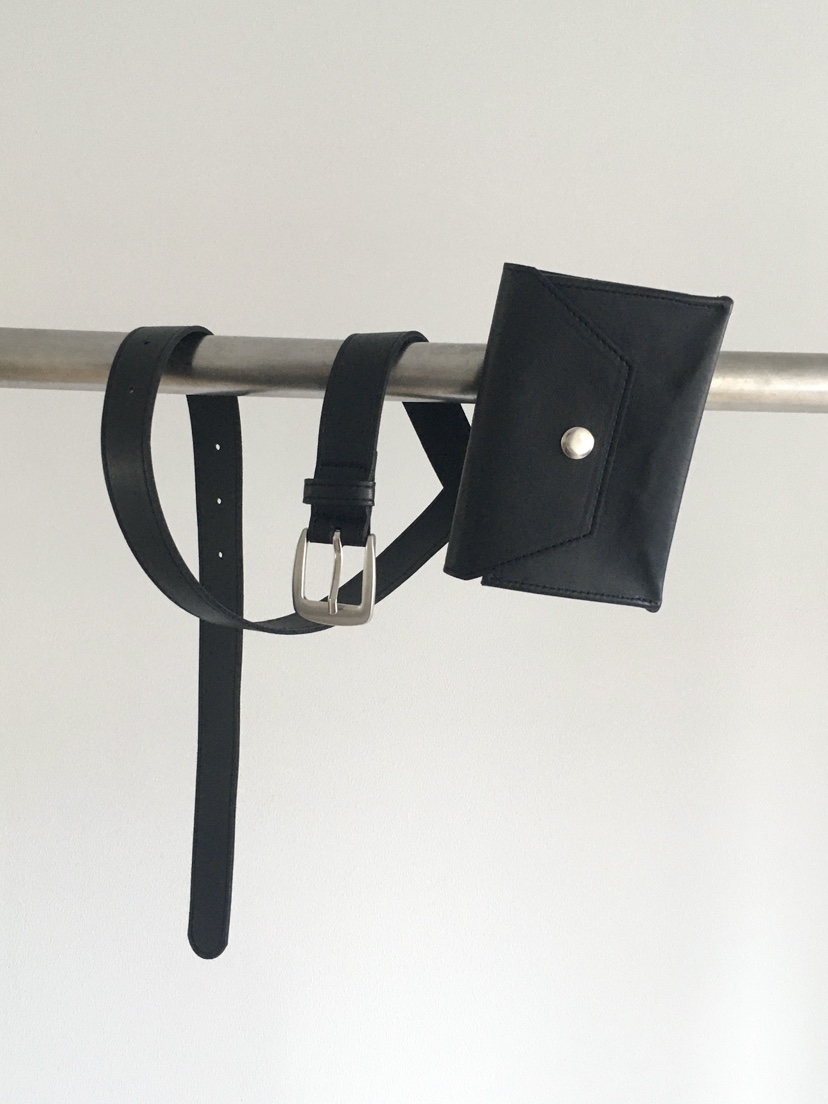 LOVE MOMENT韓國直郵女裝新款真品26春夏時尚推薦腰包口袋LOVE MOMENT腰包