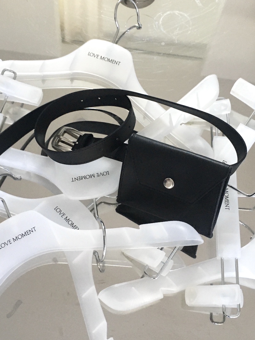 LOVE MOMENT韓國直郵女裝新款真品26春夏時尚推薦腰包口袋LOVE MOMENT腰包