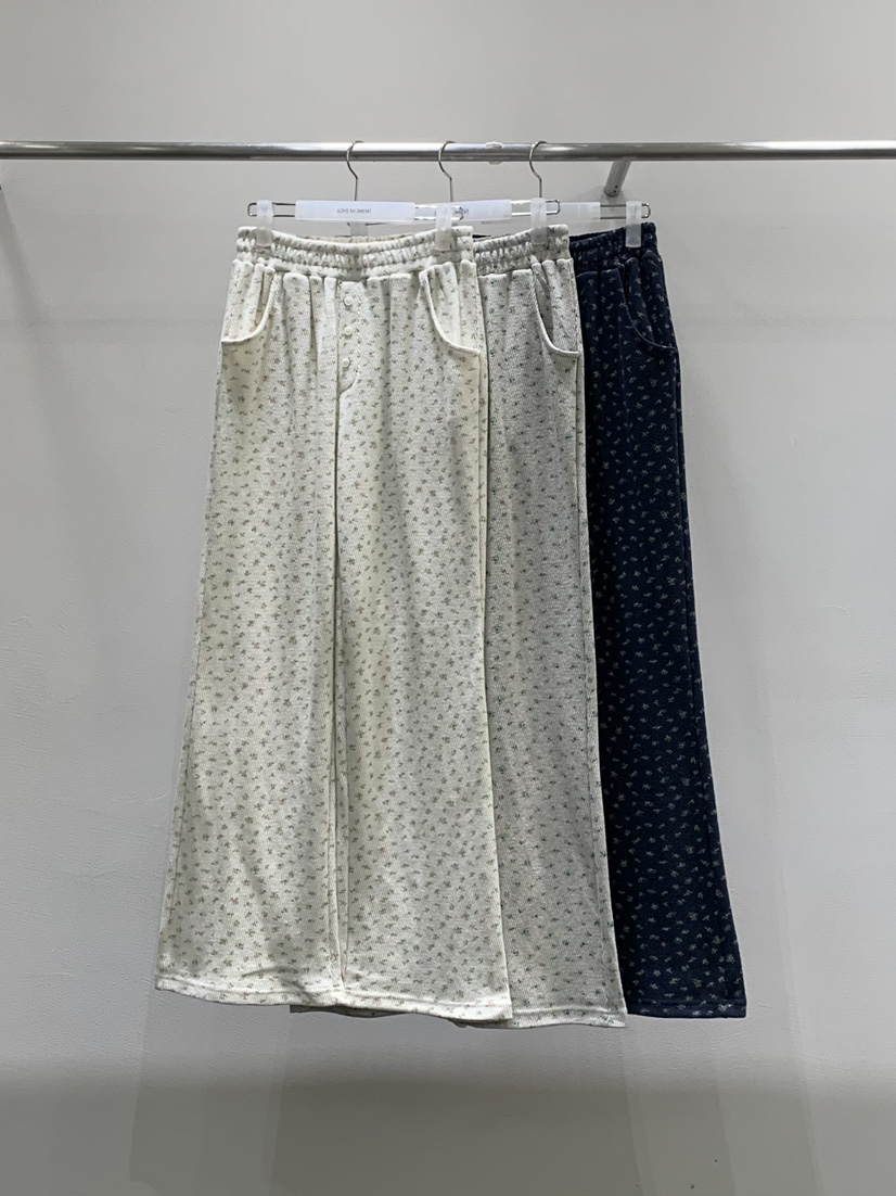 LOVE MOMENT東大門直郵女士新款真品26春夏休閑褲花朵紐扣LOVE MOMENT休閑褲