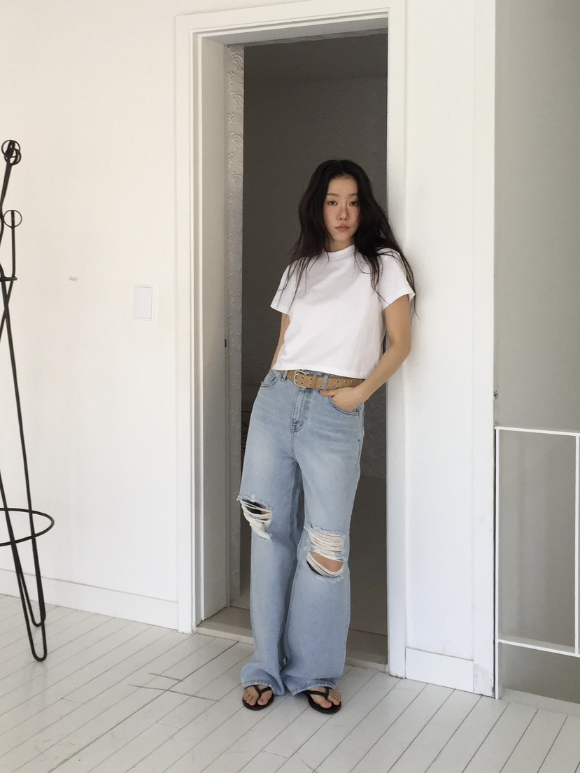 LOVE MOMENT韓國代購女裝新款人氣時尚推薦熱賣真品牛仔褲LOVE MOMENT牛仔褲