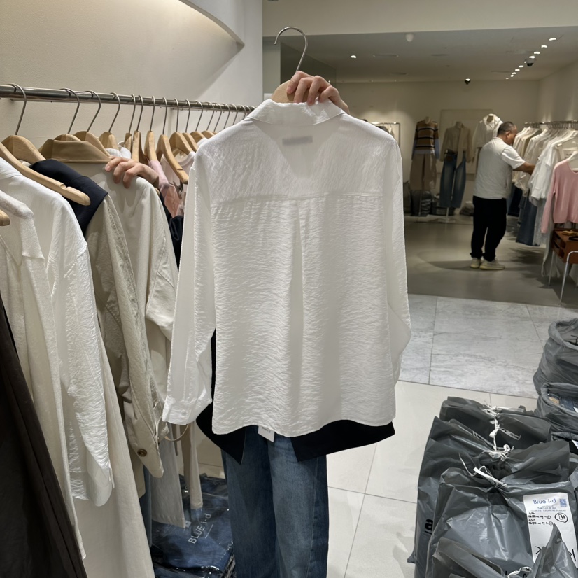 BLUEI-D/N SHARP韓國代購女士新款熱賣26春夏襯衫蕾絲衫Blue i-d/N SHARP襯衫/蕾絲衫