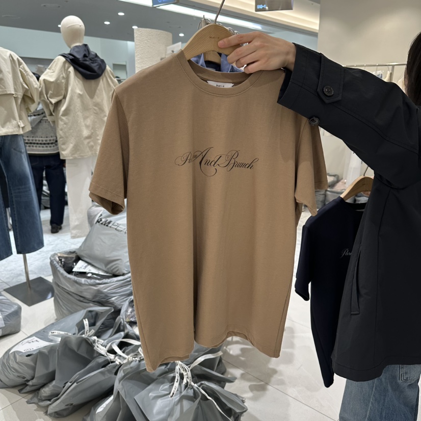 BLUEI-D/N SHARP東大門代購女士新款休閑熱賣職業推薦T恤Blue i-d/N SHARPT恤圖色2