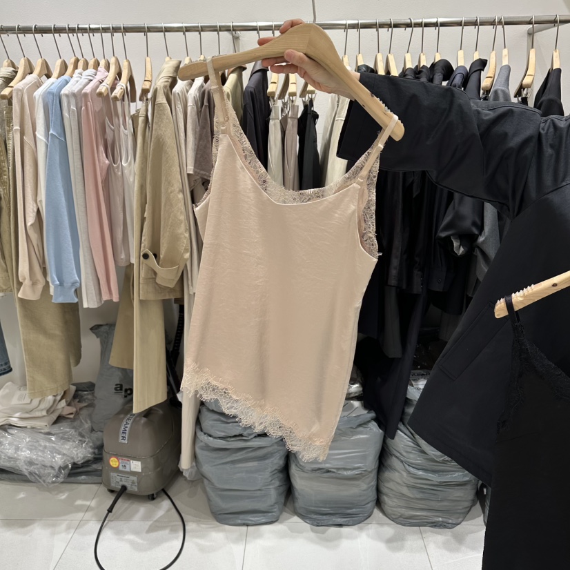 BLUEI-D/N SHARP東大門代購女士新款26春夏時尚吊帶背心Blue i-d/N SHARP吊帶/背心