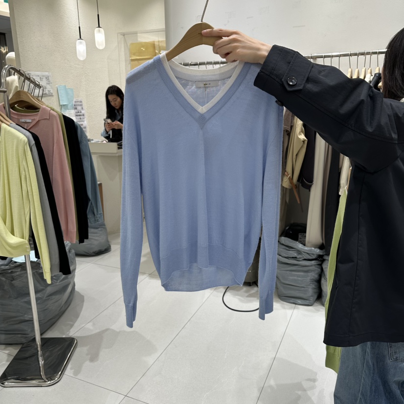 BLUEI-D/N SHARP韓國直郵女裝新款時尚休閑熱賣針織衫Blue i-d/N SHARP針織衫圖色2