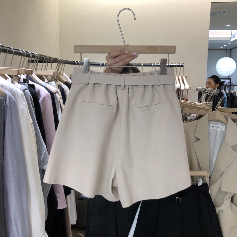 W AND J韓國代購女士新品人氣熱賣真品休閑短褲包含腰帶W AND J短褲