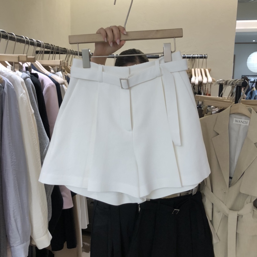 W AND J韓國代購女士新品人氣熱賣真品休閑短褲包含腰帶W AND J短褲圖色3