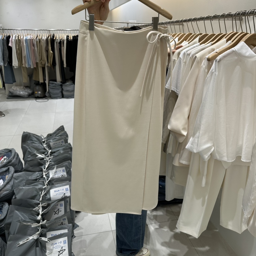 BLUEI-D/N SHARP韓國代購女士新款時尚真品26春夏長裙Blue i-d/N SHARP長裙圖色1