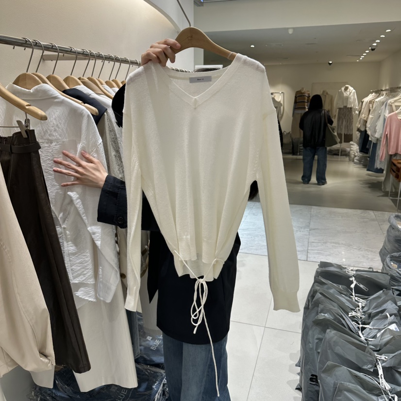 BLUEI-D/N SHARP韓國代購女士新品人氣真品時尚針織衫Blue i-d/N SHARP針織衫圖色1