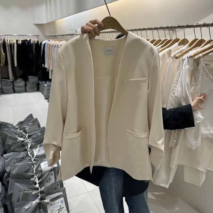 BLUEI-D/N SHARP東大門直郵女裝新款人氣時尚推薦夾克Blue i-d/N SHARP夾克圖色1