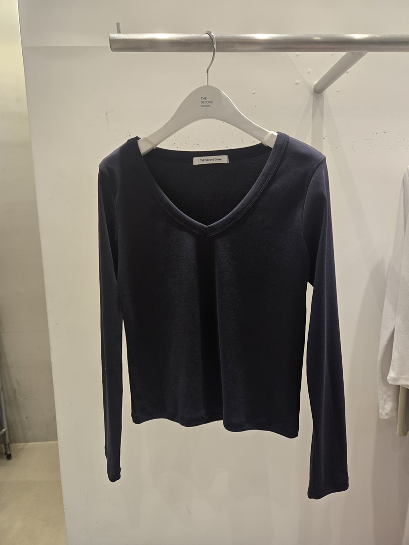 THE SECOND GROW/QUEENSRABBIT東大門實拍女士新品人氣長袖T恤THE SECOND GROW/QUEENSRABBIT長袖T恤圖色4