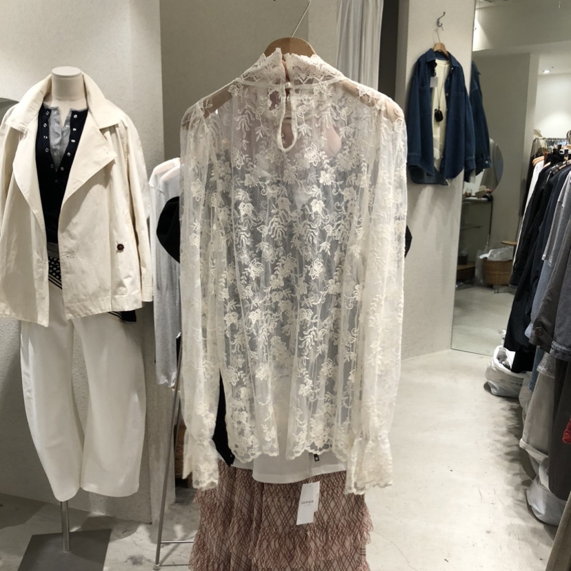 SSEMIENNE韓國代購女士新款熱賣休閑時尚26春夏長袖T恤蕾絲SSENIQUE長袖T恤