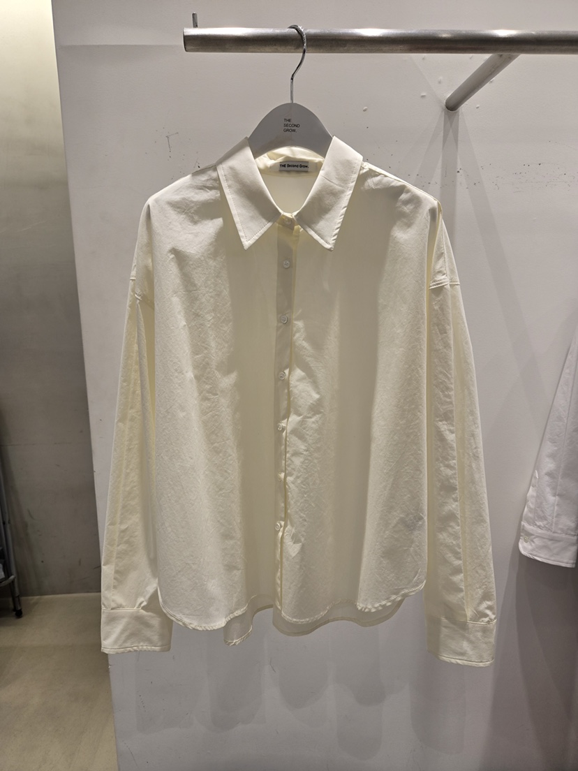 THE SECOND GROW/QUEENSRABBIT韓國代購女裝新品真品襯衫蕾絲衫THE SECOND GROW/QUEENSRABBIT襯衫/蕾絲衫圖色1