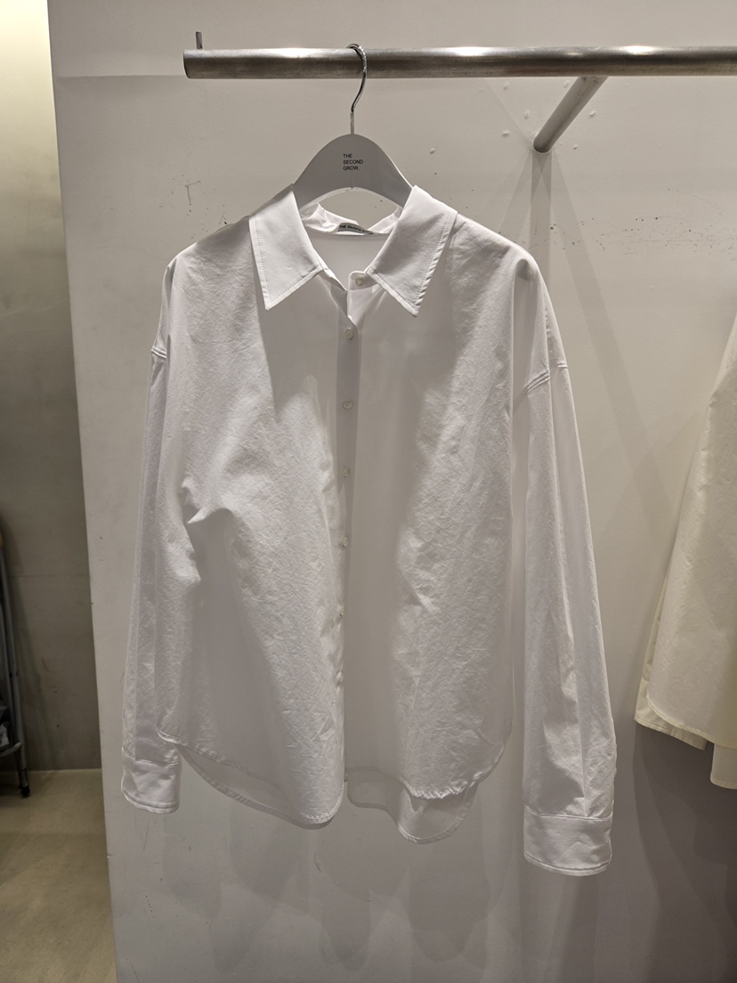 THE SECOND GROW/QUEENSRABBIT韓國代購女裝新品真品襯衫蕾絲衫THE SECOND GROW/QUEENSRABBIT襯衫/蕾絲衫圖色2