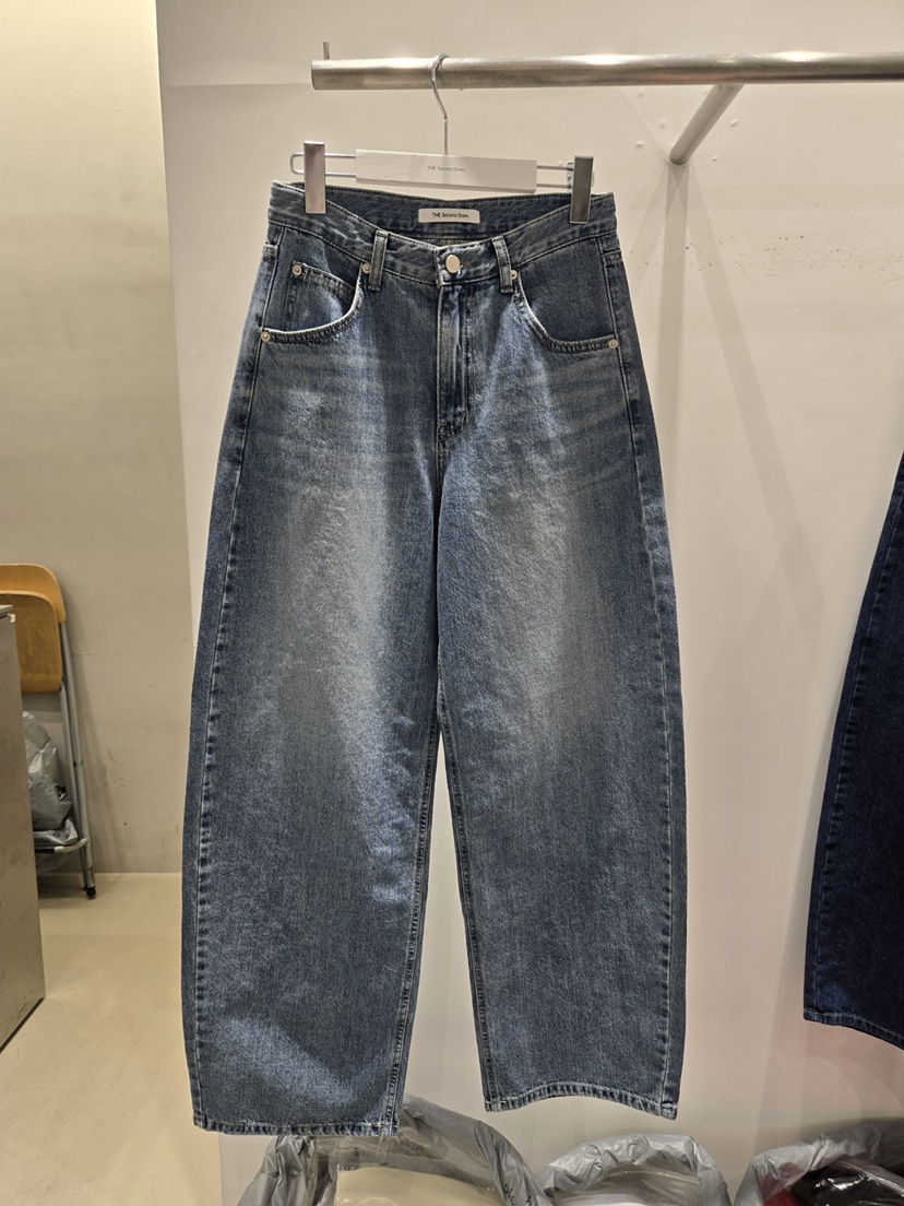 THE SECOND GROW/QUEENSRABBIT東大門代購女士新款人氣牛仔褲THE SECOND GROW/QUEENSRABBIT牛仔褲圖色2