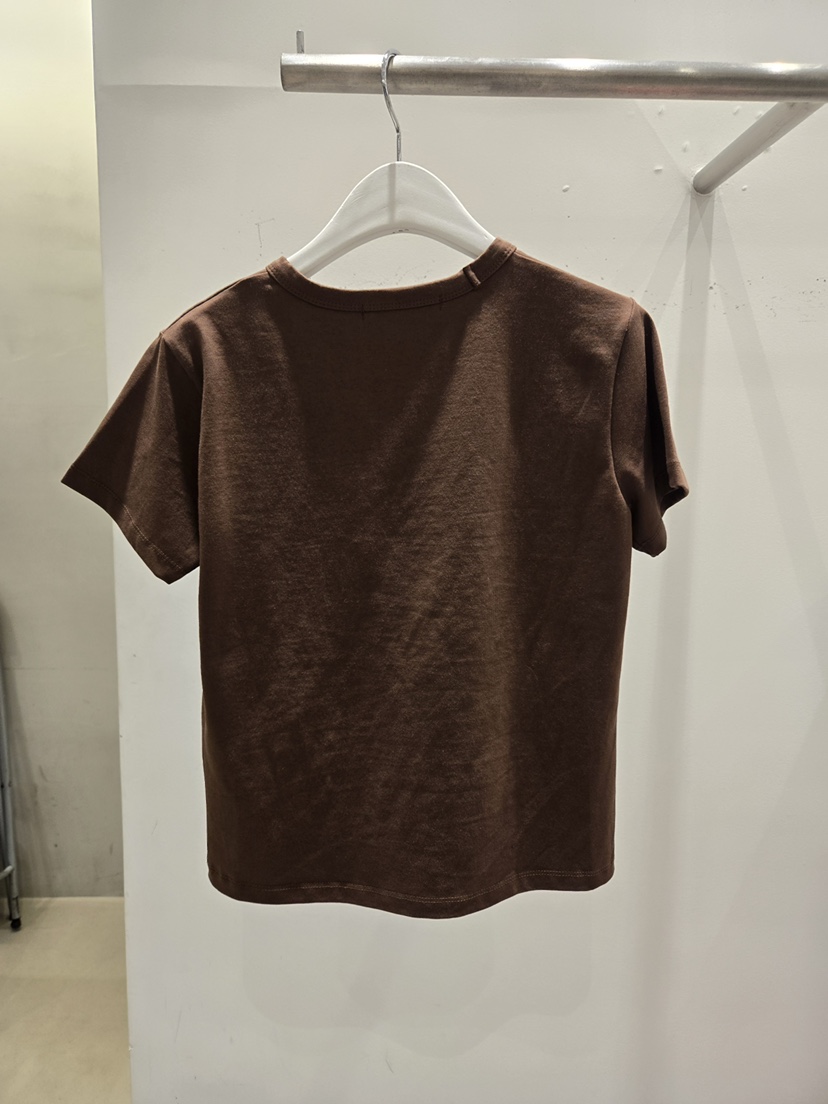 THE SECOND GROW/QUEENSRABBIT東大門直郵女裝新品熱賣T恤THE SECOND GROW/QUEENSRABBITT恤