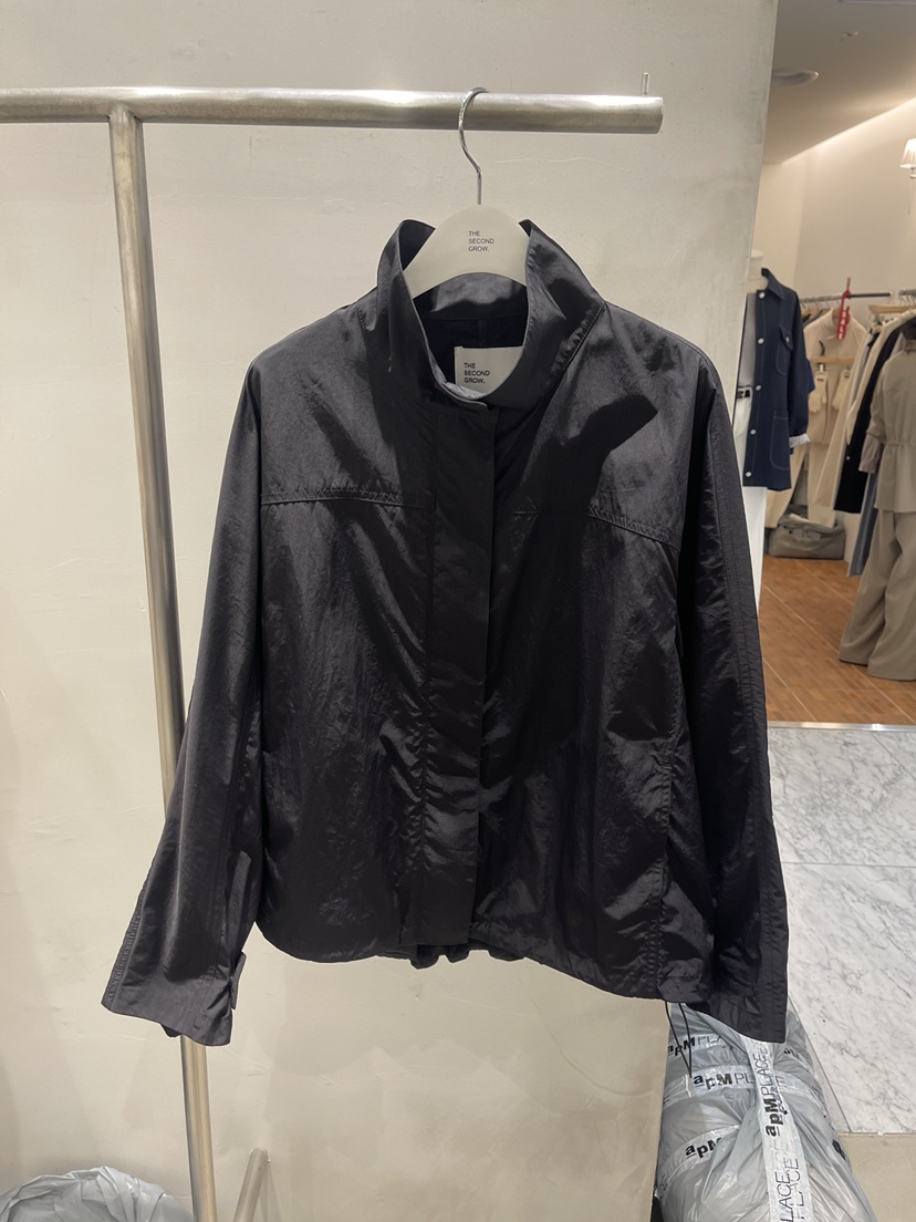 THE SECOND GROW/QUEENSRABBIT韓國代購女士新品時尚夾克高領THE SECOND GROW/QUEENSRABBIT夾克圖色2