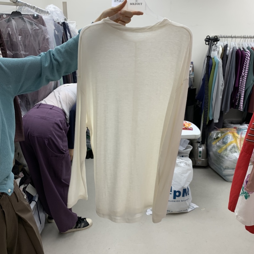 SOLD OUT韓國代購女裝新款26春夏熱賣休閑真品職業長袖T恤SOLD OUT長袖T恤圖色3