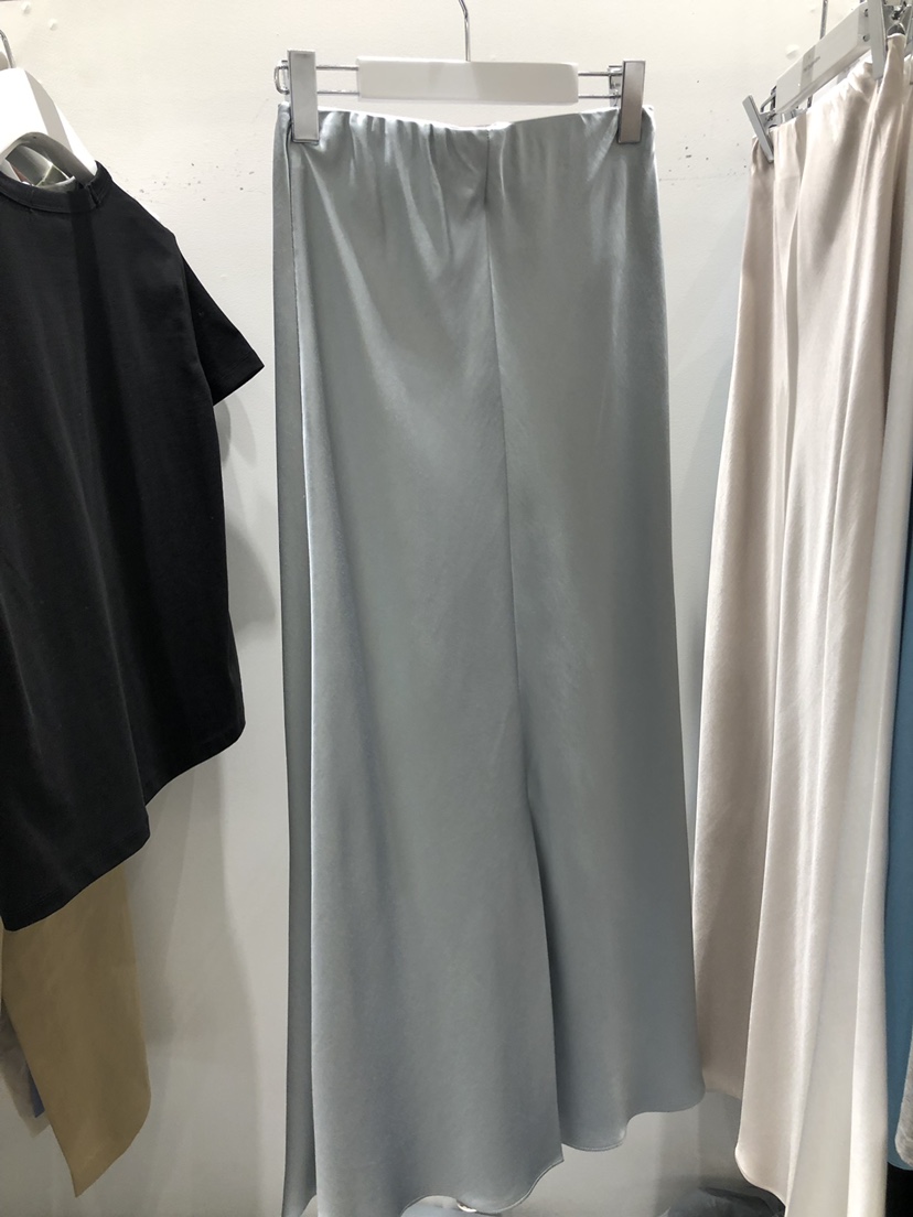 THE SECOND GROW/QUEENSRABBIT東大門代購女士新款真品長裙緞面THE SECOND GROW/QUEENSRABBIT長裙