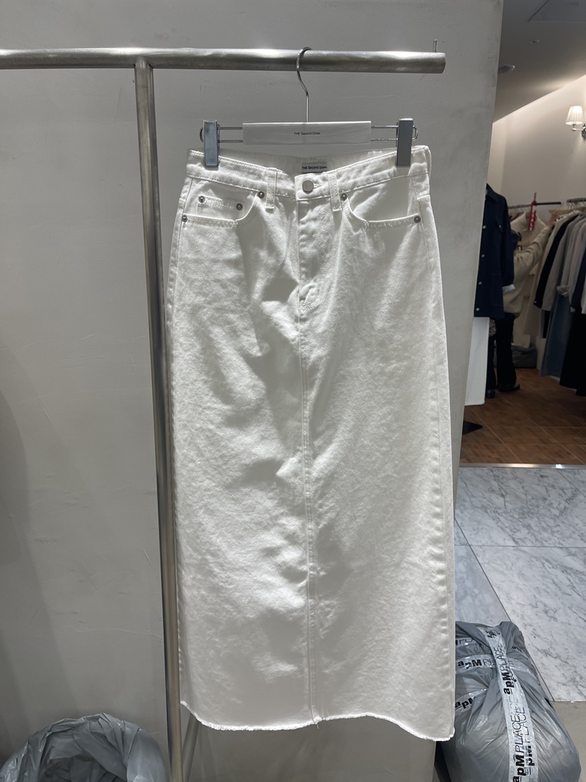 THE SECOND GROW/QUEENSRABBIT韓國直郵女裝新款人氣長裙開衩長款THE SECOND GROW/QUEENSRABBIT長裙圖色1