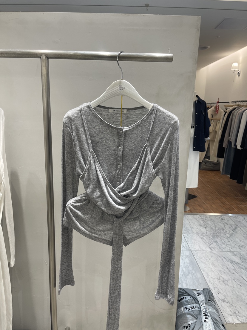 THE SECOND GROW/QUEENSRABBIT韓國直郵女裝新品熱賣套裝兩件套套裝開衫THE SECOND GROW/QUEENSRABBIT套裝圖色3