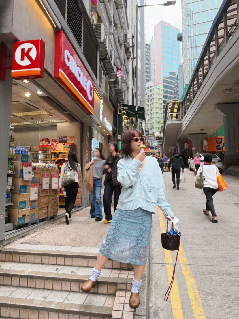 OLI SEOUL韓國直郵實拍女裝新款人氣半身裙中短裙圓點裙OLI SEOUL半身裙/中短裙