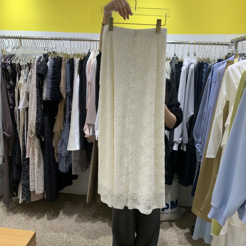 LE MASTERPLACE韓國東大門代購女裝新款26春夏長裙蕾絲花Le masterpiece長裙圖色1