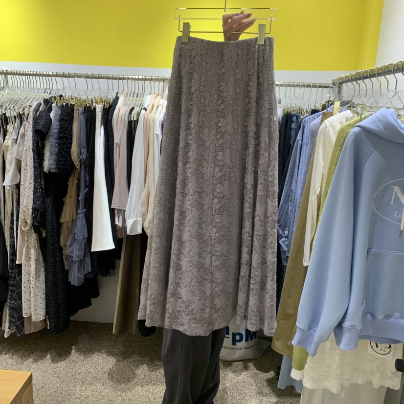 LE MASTERPLACE韓國東大門代購女裝新款26春夏長裙蕾絲花Le masterpiece長裙圖色2