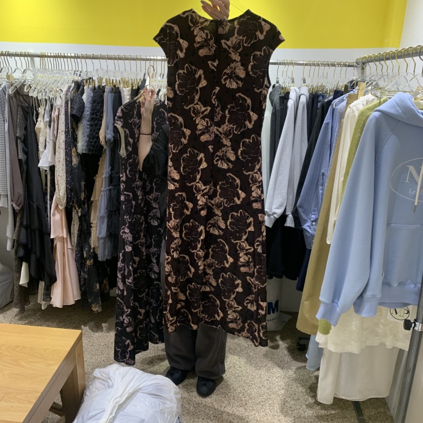 LE MASTERPLACE韓國東大門直郵女裝新款熱賣連衣裙天鵝絨Le masterpiece連衣裙