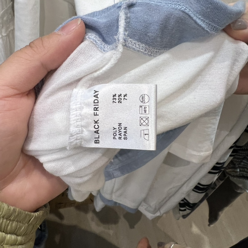 BLACKFRIDAY韓國東大門直郵女士新款人氣時尚休閑長袖T恤BLACK FRIDAY長袖T恤