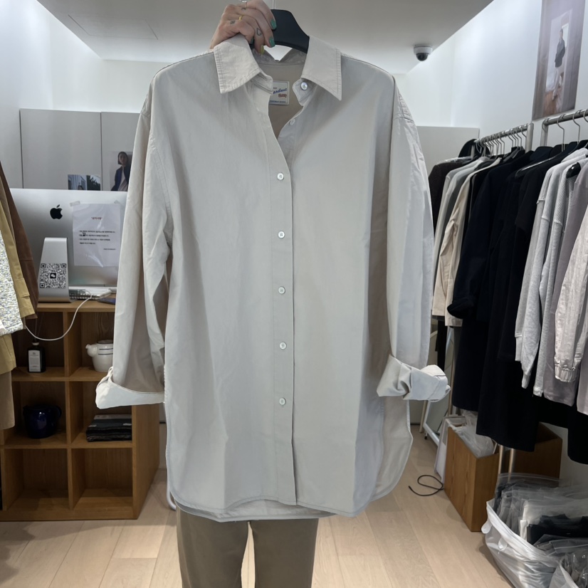 THE STARDUST韓國直郵女裝新品人氣職業襯衫蕾絲衫不含內搭THE STARDUST襯衫/蕾絲衫圖色2