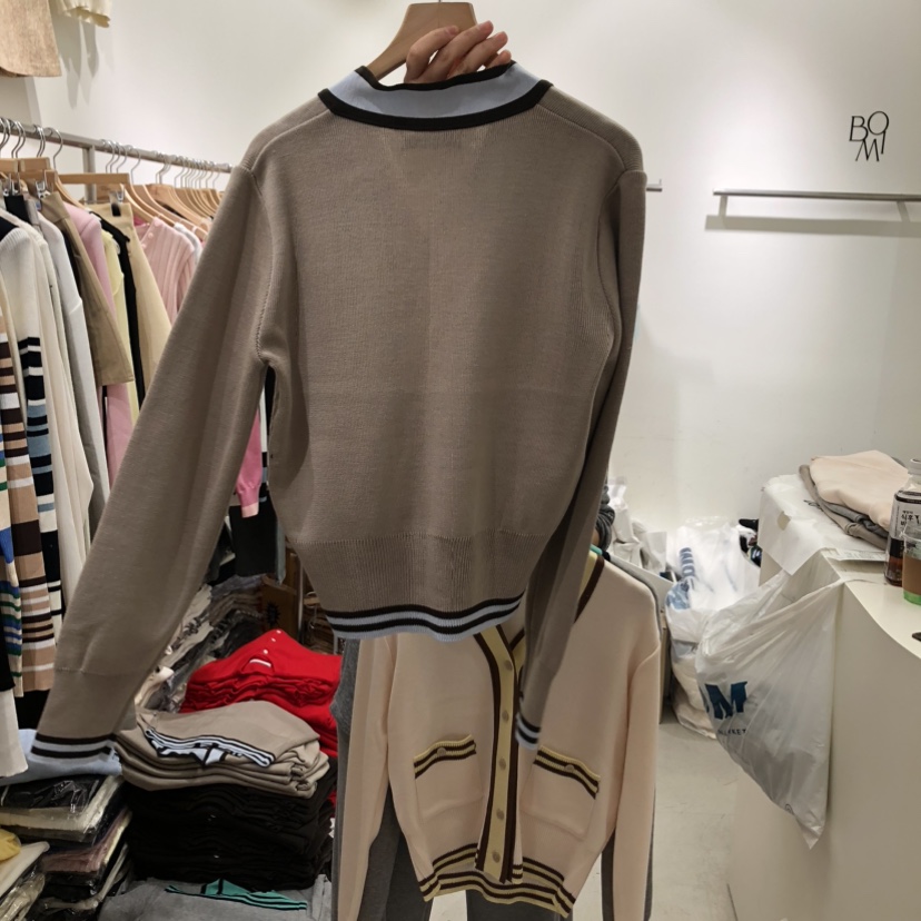 BY BOMI韓國東大門直郵女裝新款時尚職業熱賣休閑針織衫BY BOMI針織衫