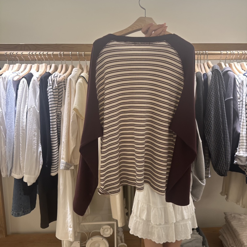 TIZZI韓國東大門直郵女裝新品推薦熱賣職業人氣時尚長袖T恤TIZZI長袖T恤