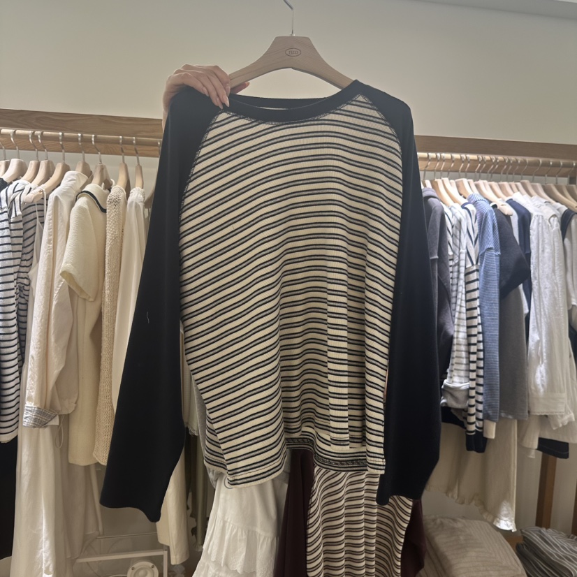 TIZZI韓國東大門直郵女裝新品推薦熱賣職業人氣時尚長袖T恤TIZZI長袖T恤圖色2深藍色