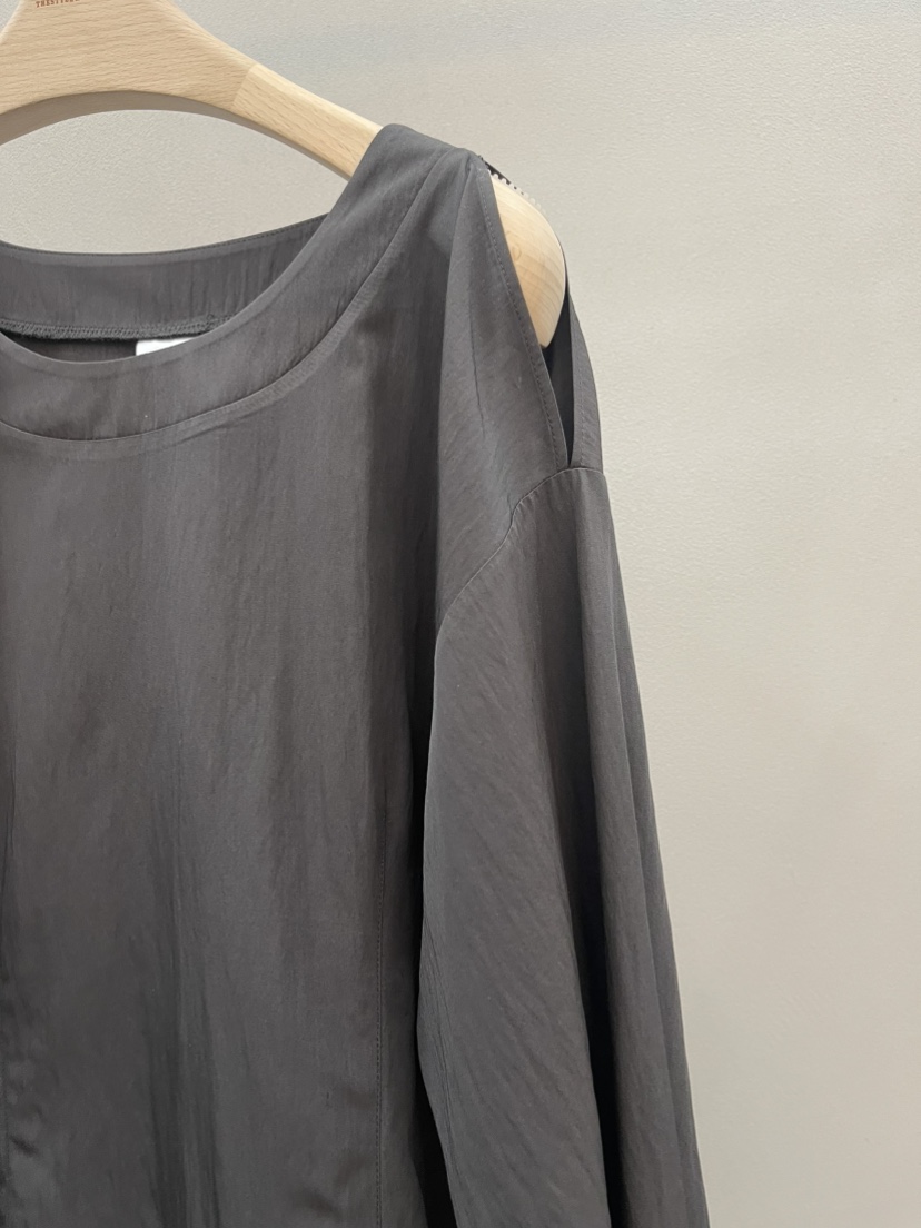 PLUS HONG-P韓國代購女裝新品26春夏休閑襯衫蕾絲衫系帶LORA FAMILY/PLUS HONG襯衫/蕾絲衫