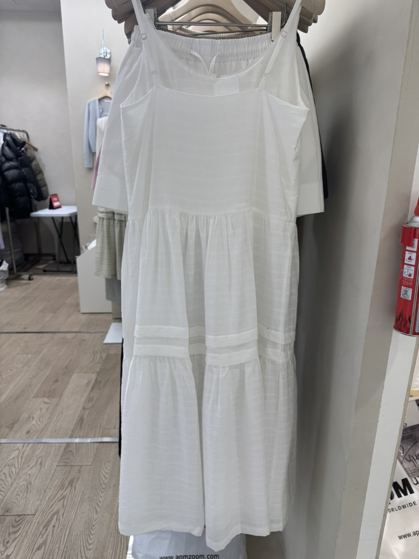 NOTHING東大門實拍女裝新品熱賣推薦時尚真品人氣連衣裙蕾絲NOTHING連衣裙