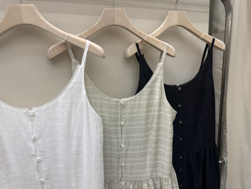 NOTHING東大門實拍女裝新品熱賣推薦時尚真品人氣連衣裙蕾絲NOTHING連衣裙