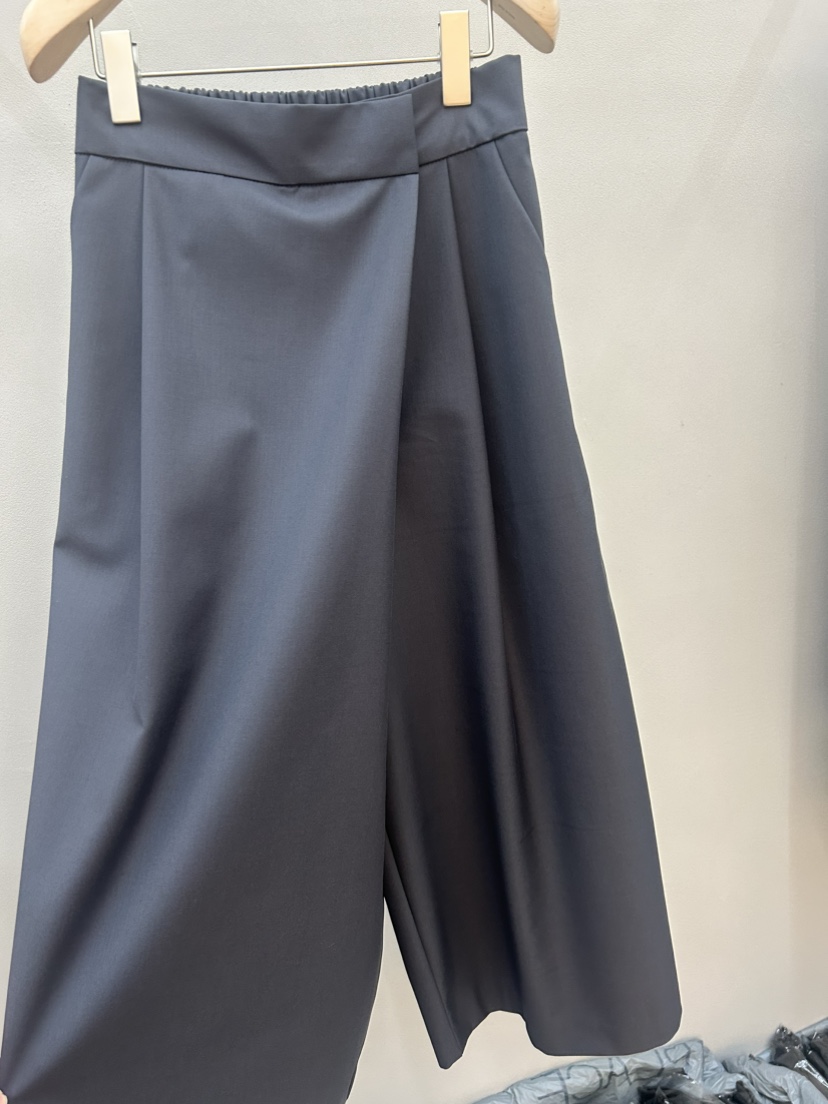 PLUS HONG-P東大門實拍女裝新品職業熱賣時尚休閑褲闊腿褲LORA FAMILY/PLUS HONG休閑褲