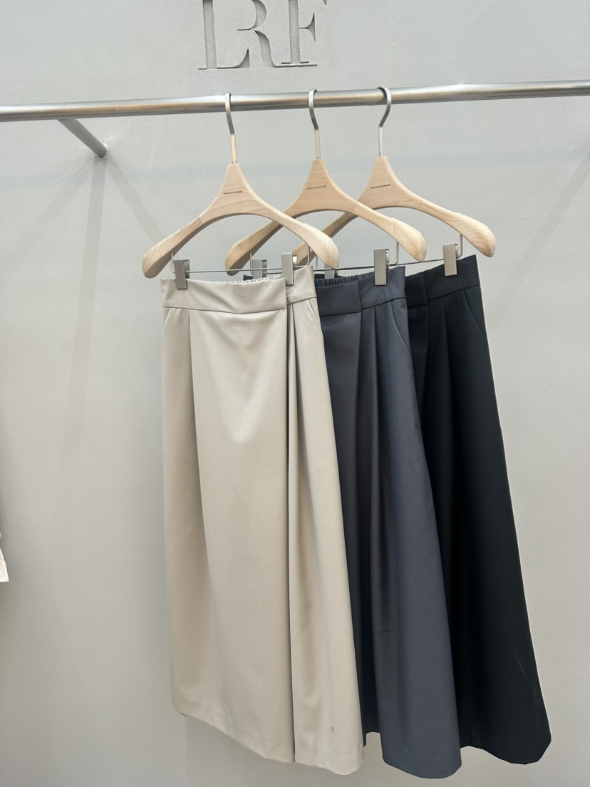 PLUS HONG-P東大門實拍女裝新品職業熱賣時尚休閑褲闊腿褲LORA FAMILY/PLUS HONG休閑褲