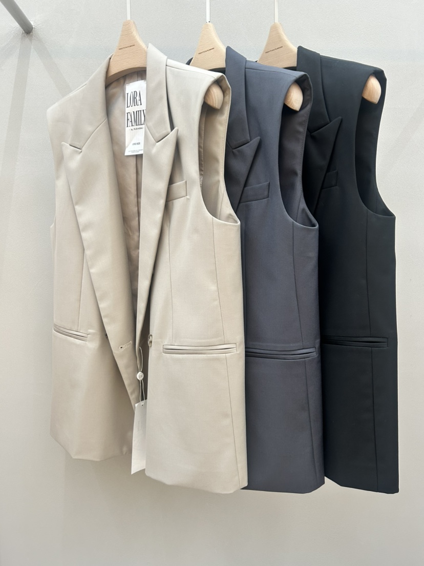 PLUS HONG-P東大門實拍女裝新品26春夏推薦熱賣職業馬甲LORA FAMILY/PLUS HONG馬甲