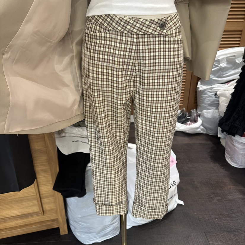 TRES BIEN韓國代購女裝新款26春夏推薦熱賣真品短褲紐扣TRES BIEN短褲圖色1