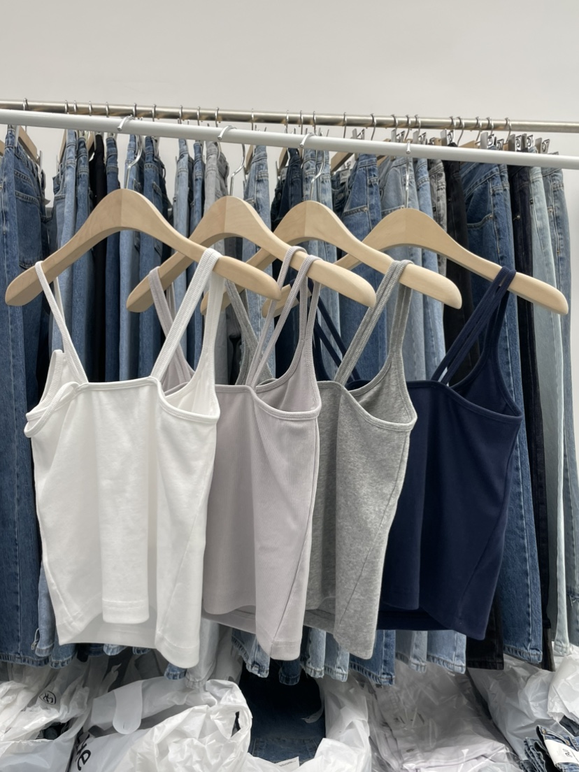 PAI東大門代購女裝新款職業熱賣休閑推薦人氣真品吊帶背心[PΛi]_PAi吊帶/背心