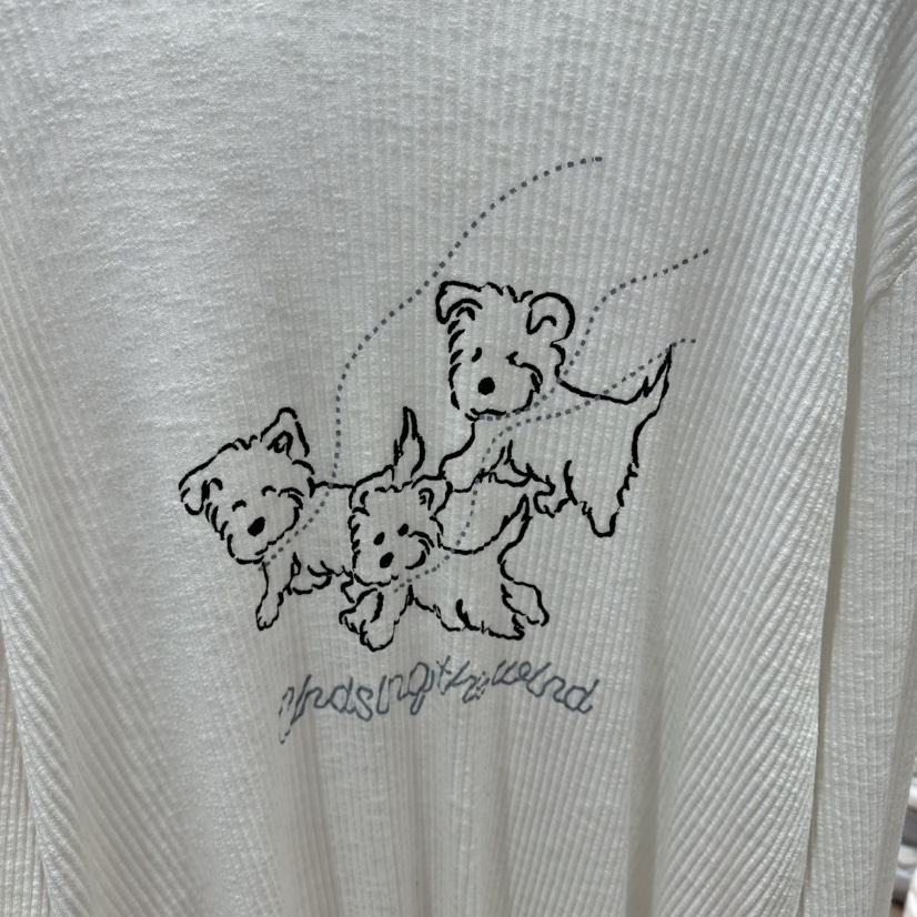 RUNWAY-런웨이東大門代購女士新款熱賣真品推薦長袖T恤狗狗RUNWAY長袖T恤