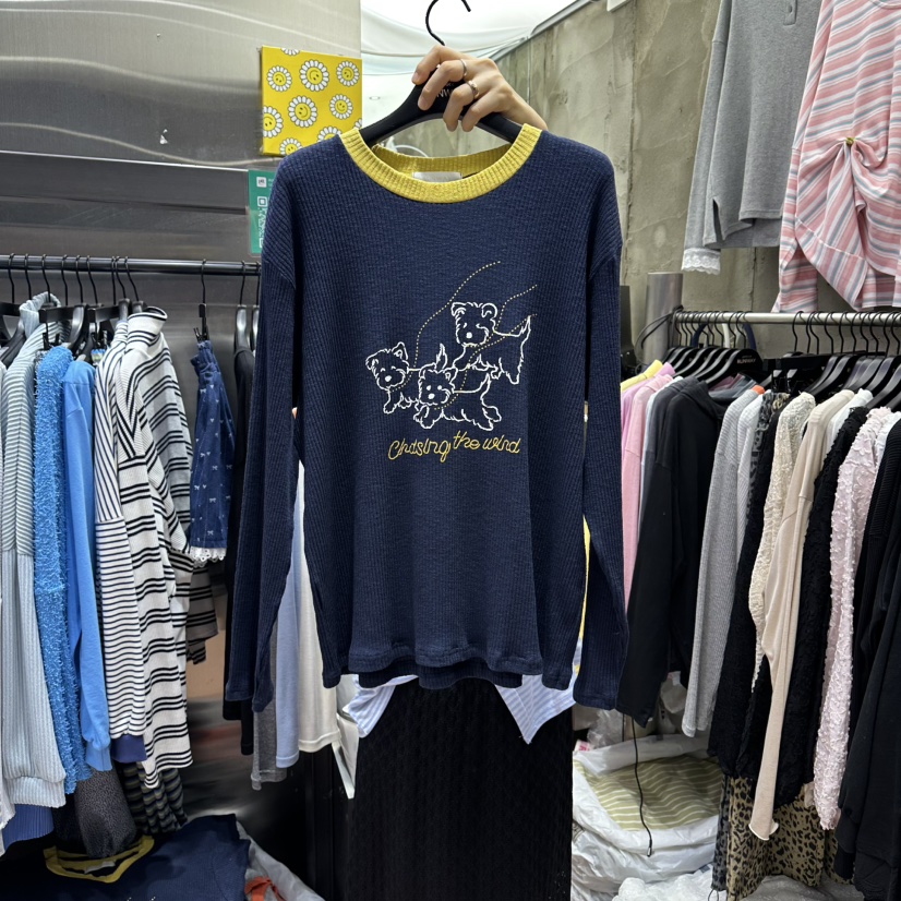 RUNWAY-런웨이東大門代購女士新款熱賣真品推薦長袖T恤狗狗RUNWAY長袖T恤圖色2
