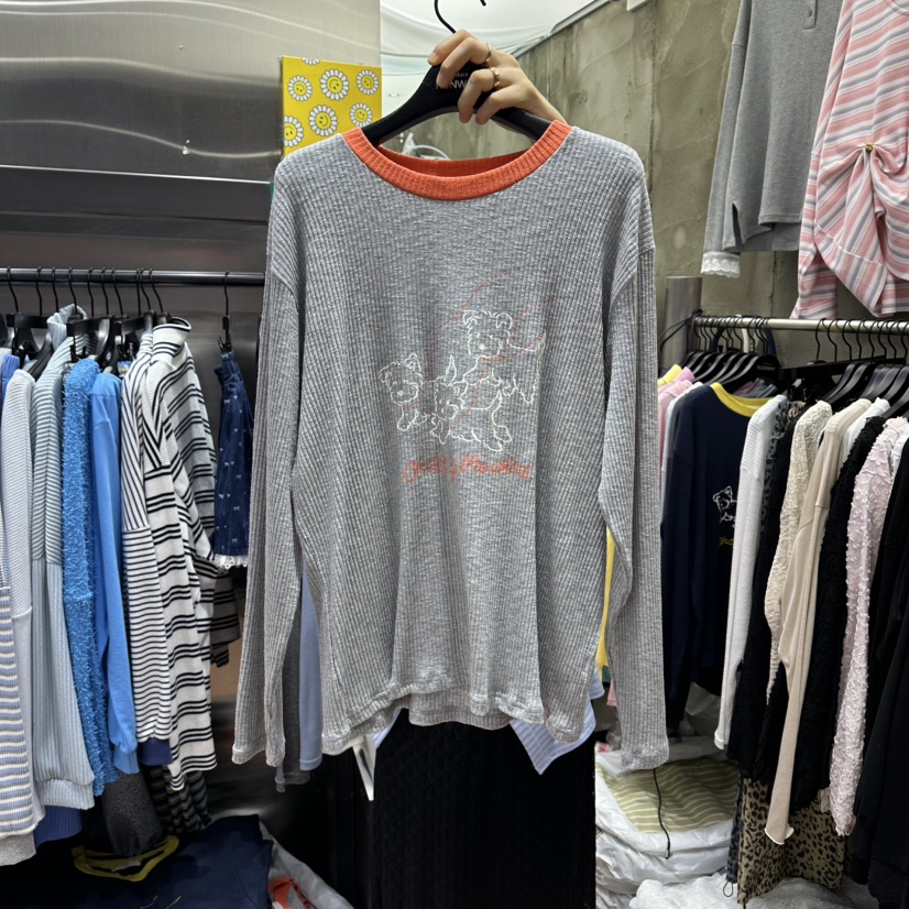 RUNWAY-런웨이東大門代購女士新款熱賣真品推薦長袖T恤狗狗RUNWAY長袖T恤圖色3