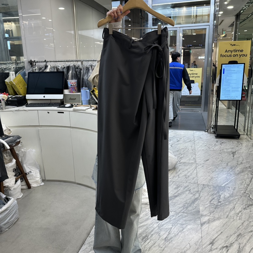 FOUNDATION東大門直郵女裝新品人氣真品熱賣推薦休閑休閑褲FOUNDATION休閑褲圖色3墨色