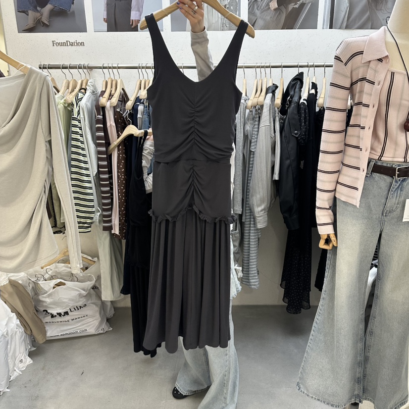FOUNDATION東大門直郵女裝新品人氣職業熱賣推薦26春夏連衣裙FOUNDATION連衣裙